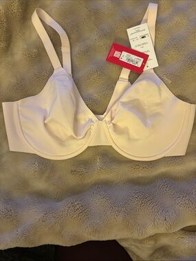 SPANX Light Nude Underwire Smooth Full‑Coverage Bra